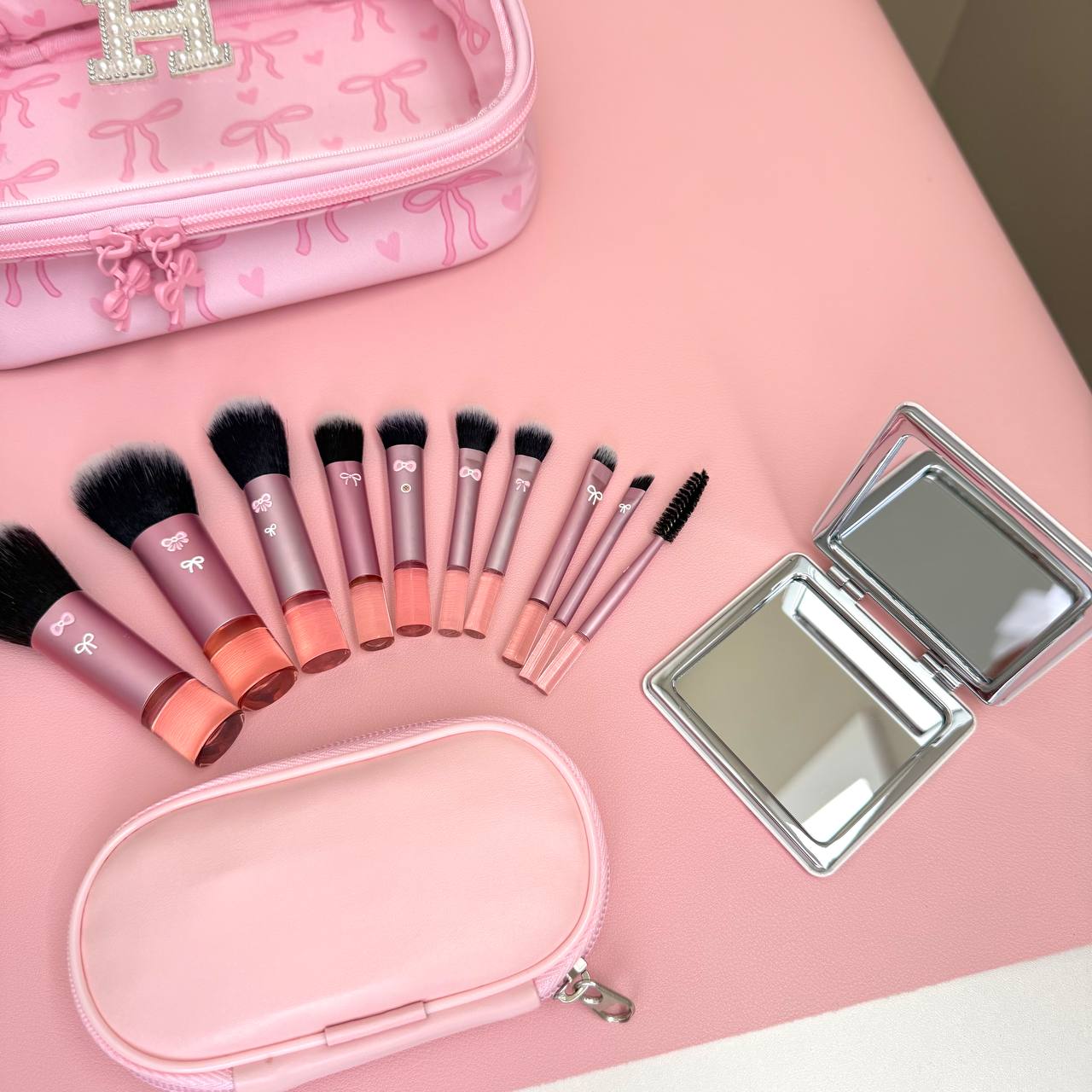 Tulip Coquette Beauty Set