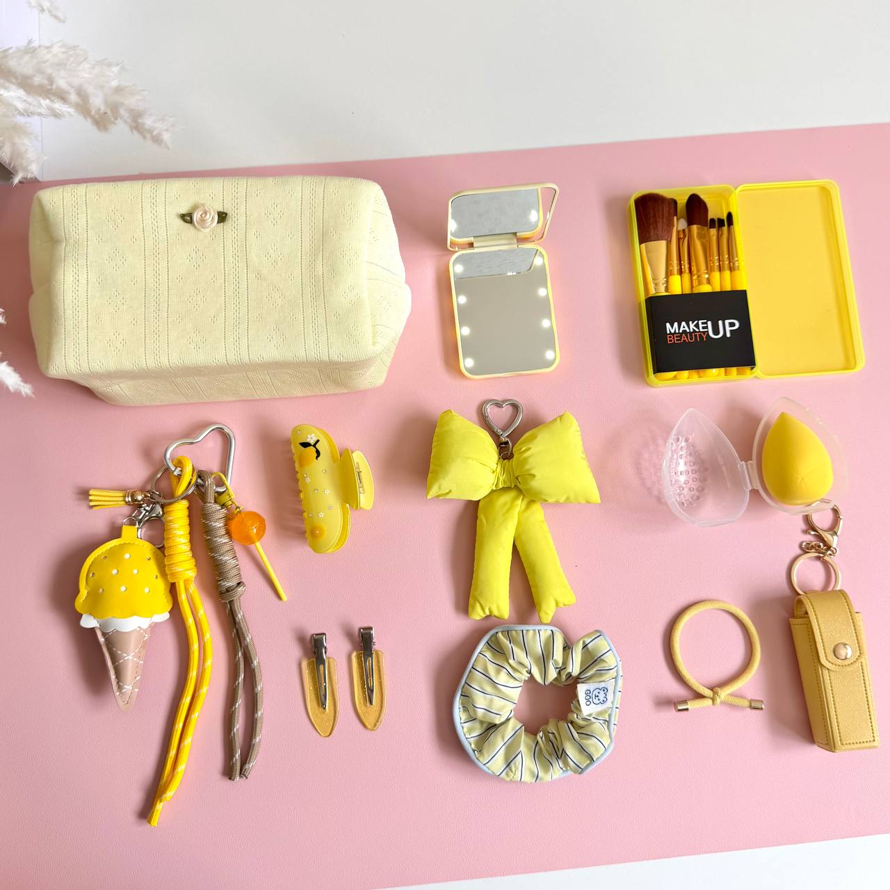 Yellow Coquette Gift Box
