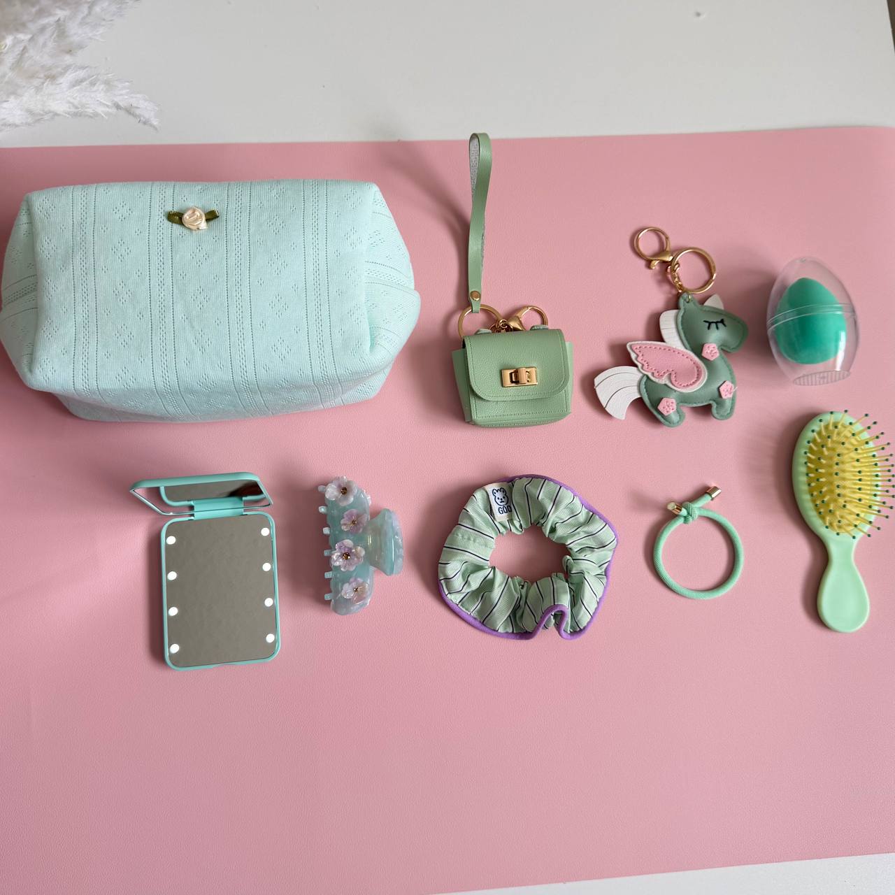Mint Green Essentials Gift Box